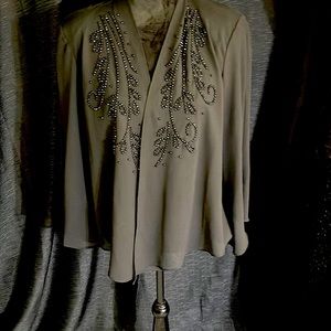 Like New RM Richards Wrap Size 14